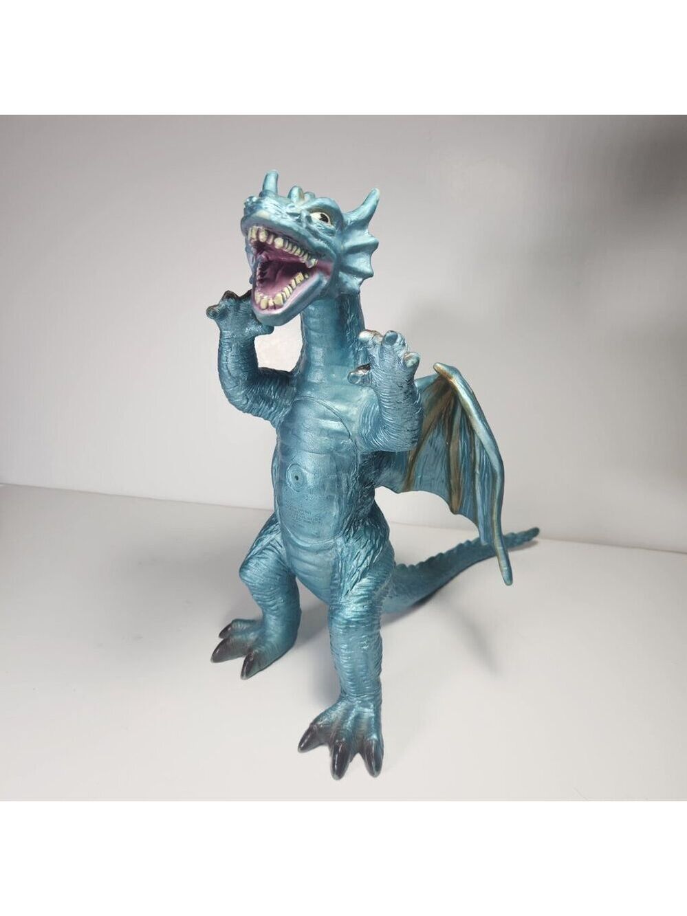 Toy Major Trading Co. Dragon 12" Tall Winged Blue with Gold Dragon Toy 2005